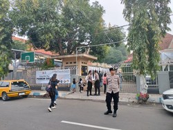 Polisi Jaga Ketat Peringatan Wafatnya Isa Almasih di 31 Gereja Mojokerto