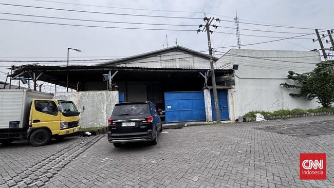 Perusahaan UD Sentoso Seal yang diduga menahan ijazah puluhan karyawannya, disebut tidak memiliki Nomor Induk Berusaha (NIB) dan Tanda Daftar Gudang (TDG).