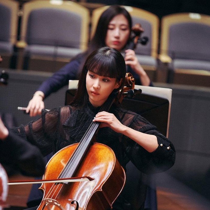 Cho Yeo Jeong di Hidden Face