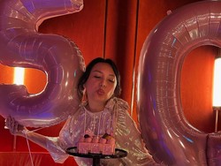 Gaya Tata Cahyani Mantan Tommy Soeharto Rayakan Ulang Tahun ke-50 yang Disorot