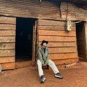 5 Potret Song Yuvin eks MYTEEN dan B.O.Y Jadi Sukarelawan di Kamerun, Menginspirasi!