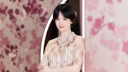 Tolak Kontrak Iklan Real Estate, Song Hye Kyo Tuai Pujian