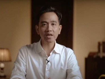 img-title Ramai Isu Dimakzulkan, Gibran Dikokop Emak-emak