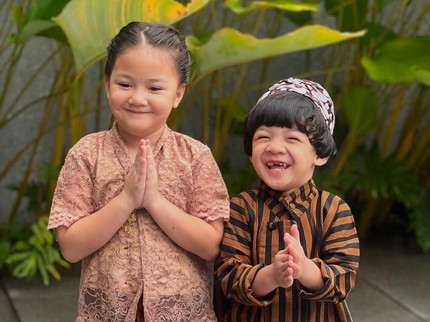 5 Potret Anak Seleb Rayakan Hari Kartini, Gemas Pakai Baju Adat