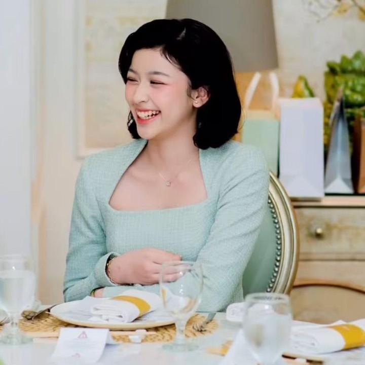 <p>Hal tersebut diketahui langsung melalui <em>postingan</em> terbaru Sultan di akun Instagram pribadinya. Ia terlihat mengunggah sebuah video berupa kumpulan momen perayaan <em>sweet 17</em> sang putri. (Foto: Instagram@djorghisultan)</p>