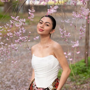 Paras Dipuja Kaum Hawa, Ariel Tatum Ternyata Pernah Punya Kulit Belang