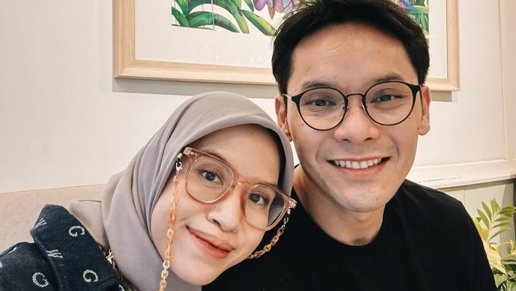 Ben Kasyafani dan Istri
