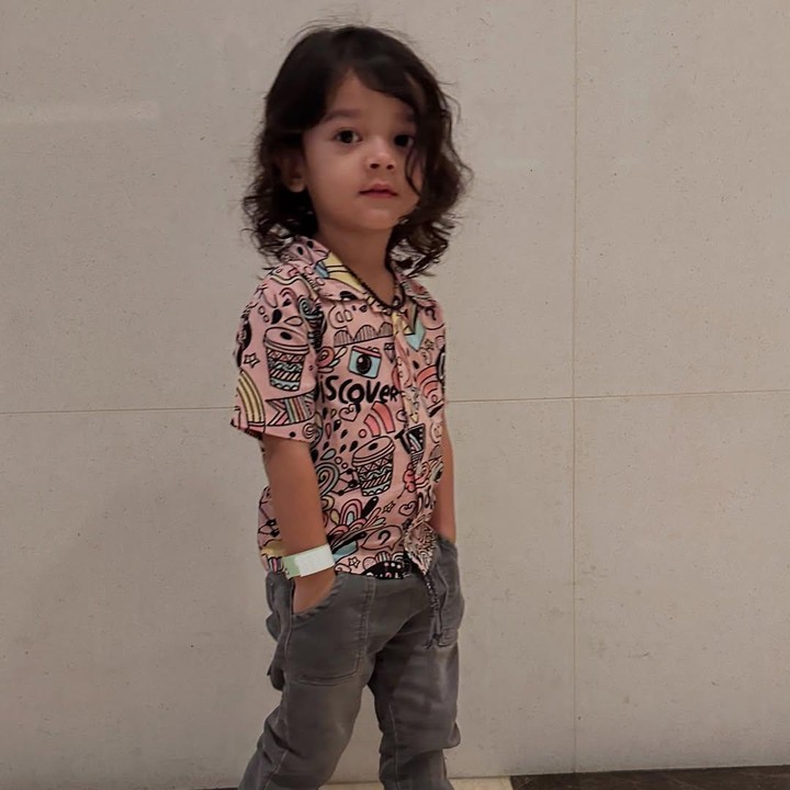 <p>Fairuz sendiri kerap membagikan momen kebersamaannya dengan sang putra melalui laman Instagram-nya. Misalnya saja saat sedang berlibur maupun bersantai di rumah. (Foto: Instagram: @fairuzarafiq)</p>