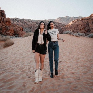 Lirik Lagu Monster Meg & Dia, Sound Tren Emo yang Viral di TikTok