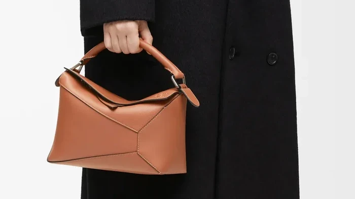 img-title Perbedaan Calfskin, Cowhide dan Lambskin, Mana Jenis Leather Terbaik?