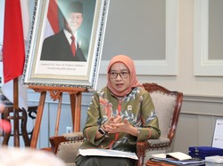 Heboh Kabar Gaji PNS Naik 16%, Menteri PANRB Buka Suara