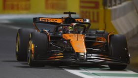 Hasil F1 GP Arab Saudi 2025: Oscar Piastri Kalahkan Verstappen