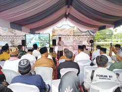 Bupati Kukar Resmikan Pembangunan Jembatan Besi Pendamping
