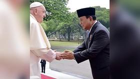 Sampaikan Duka Cita, Prabowo Unggah Momen Bersama Paus Fransiskus