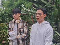 Coret-coret Kaktus Adi+Santo di Kebun Raya Bogor Berujung Sanksi Sosial
