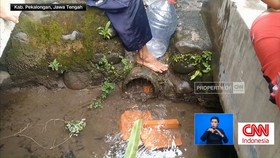 VIDEO: Heboh Mata Air Misterius, Ternyata Pipa Bocor