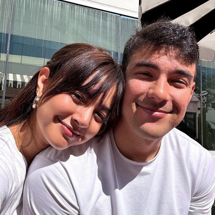 <p>Aurelie dan Tyler resmi menikah di catatan sipil di California, AS. Pernikahan keduanya digelar secara sederhana dan hanya dihadiri oleh keluarga terdekat, Bunda. Rencananya, pasangan ini bakal menggelar pesta pernikahan pada bulan April ini. (Foto: Instagram @aurelie)</p>