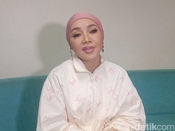 Sang Putri Putuskan Berkarier dan Tunda S2, Dewi Gita Beri Dukungan Penuh