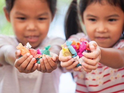 BPOM dan BPJH Temukan 9 Produk Makanan Mengandung Babi, Banyak Jajanan Anak Bun