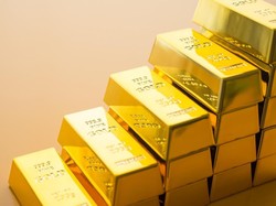 Harga Emas Menguat Rp 8.000 per Gram Usai Ambruk, Jadi Segini