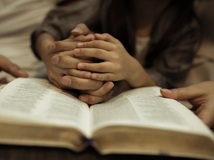 Anak yang Lahir dari Bunda Religius Cenderung Lebih Memendam Masalah, Kok Bisa? Ini Kata Studi