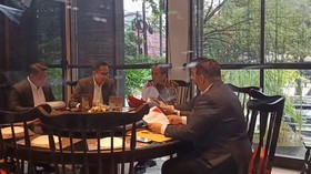 Jokowi Temui Tim Kuasa Hukum hingga Mantan Menteri Bahas Ijazah Palsu