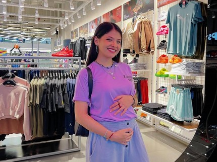 5 Potret Penyanyi 'Lathi' Sara Fajira Hamil Anak Pertama, Sudah Pamer Baby Bump