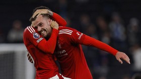 Nottingham Hajar Tottenham, Kans ke Liga Champions Masih Ada