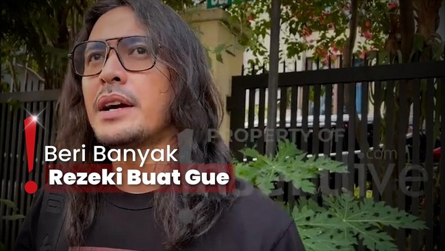 Resmi Jadi Vokalis Dewa 19, Ello Puji Sikap Jenaka Ahmad Dhani