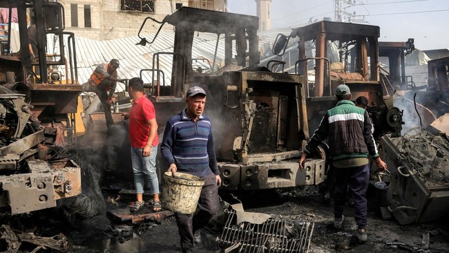 Israel Semakin Brutal, Mau Perluas Agresi di Jalur Gaza Incar Hamas Kabinet Keamanan Israel sepakat perluas serangan di Gaza, berdalih incar Hamas demi bebaskan sisa sandera.