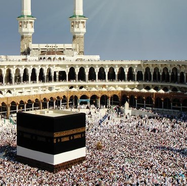 Ingin Berangkat Haji Tanpa Antre seperti Raffi Ahmad? Segini Biayanya