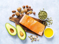 5 Makanan Sumber Lemak Sehat Ini Aman Dikonsumsi Saat Diet