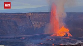 VIDEO: Momen Epik Gunung Kilauea dh Hawaii Semburkan Lava Pijar