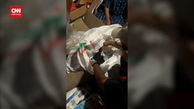 VIDEO: Momen Kejagung Temukan Uang Rp5,5 M di Bawah Kasur Hakim
