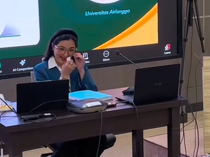 Keren! Ashanty Ujian hingga Lulus Ujian Proposal Disertasi S3 Unair dengan Nilai A
