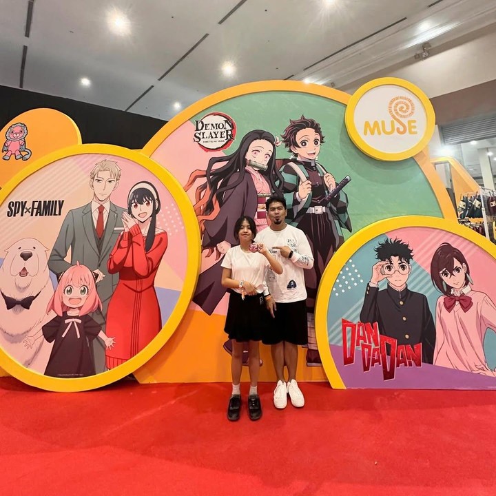 <p>Sebagai ayah, tentunya Bams ingin mendukung segala hal yang putrinya gemari. Salah satunya adalah menemani sang putri ke sebuah acara khusus bertema anime Jepang. “<em>Noy wibu timeeee</em>,” tulis Bams, dikutip dari laman<em> Instagram@bams_1606,</em> Kamis (24/4/2025). (Foto: Instagram@bams_1606)</p>
