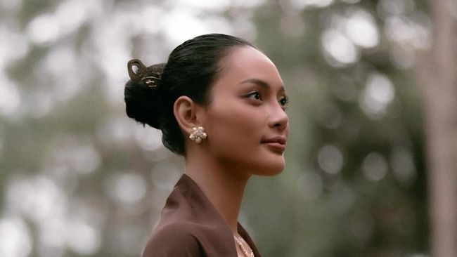 Aldy Maldini Diduga Tipu Fans, Nama Erika Carlina Terseret gegara...