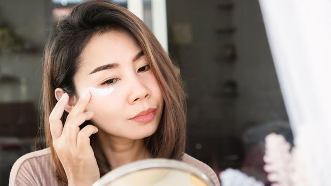 10 Eye Cream yang Bagus untuk Atasi Mata Panda hingga Kerutan, Ada Pilihan Tasya Farasya