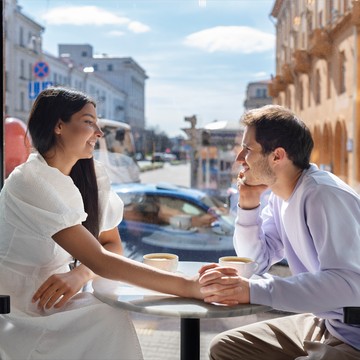 Punya Pasangan Tapi Nggak Pernah Diposting? Ini Sifat Unik Orang yang Jaga Hubungan Privat