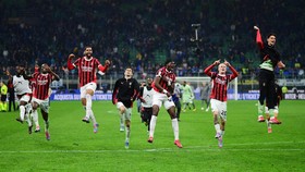 FOTO: Milan Perkasa Buat Inter Remuk di Coppa Italia