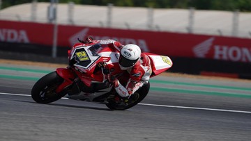 Kabar Sport CNN Terbaru : 2 Pembalap Indonesia Juara di ARRC Malaysia 2025