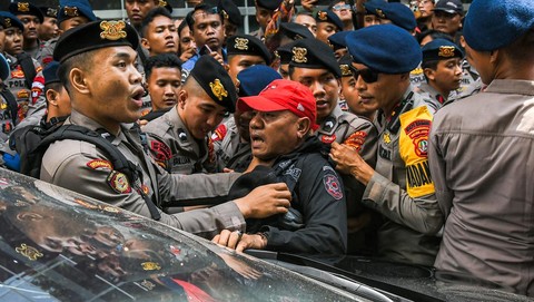 Poin-poin Sidang Hasto: Diwarnai Kericuhan hingga Putar Sadapan