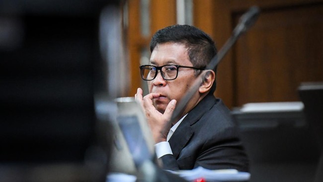 Sidang kasus suap kasus Harun Masiku dan Hasto Kristiyanto digelar dengan menghadirkan bekas kader PDIP.