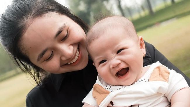 Kisah Perjalanan Menyusui Gritte Agatha, Disiplin Pumping Bun