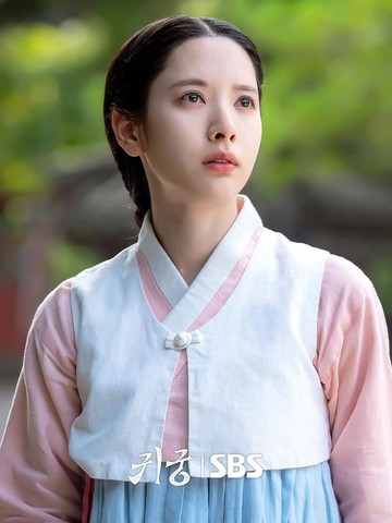 5 Potret Menawan Bona WJSN di Drakor Sageuk-Fantasi Baru, The Haunted Palace