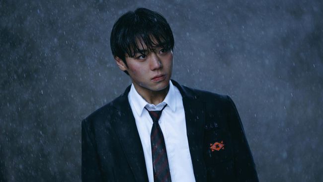 Sinopsis Weak Hero Class 2 tentang Si-eun (Park Ji-hoon) berhadapan langsung dengan kekerasan yang lebih besar setelah pindah sekolah.