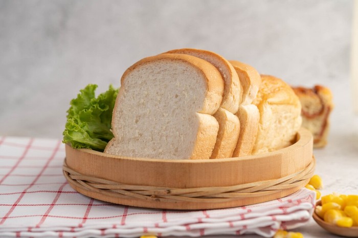 Ilustrasi roti putih/Foto: Freepik.com/jcomp