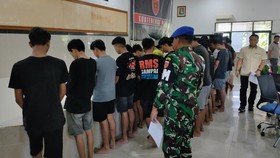 Kodam Hasanuddin Tangkap 40 Pelaku Penipuan Online di Sidrap Sulsel