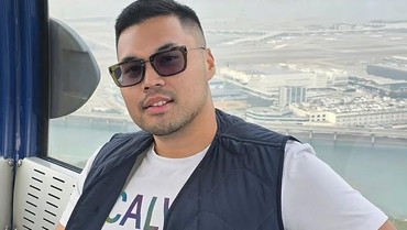 img-title Sosok Rivelino Wardhana yang Dikira Ayah Biologis Anak Lisa Mariana & Siap Kasih Rp1 M