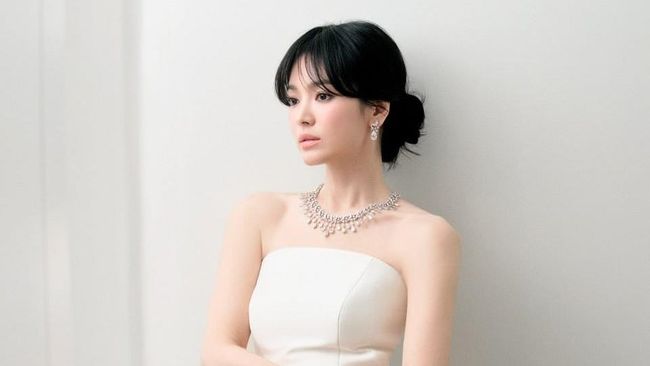 Song Hye Kyo Berbagi Kebaikan dengan Memberikan Beasiswa Secara Diam-Diam, Kisah Inspiratifnya Kembali Viral